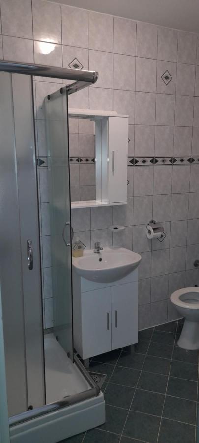 Apartments Flora Цриквениця Екстер'єр фото